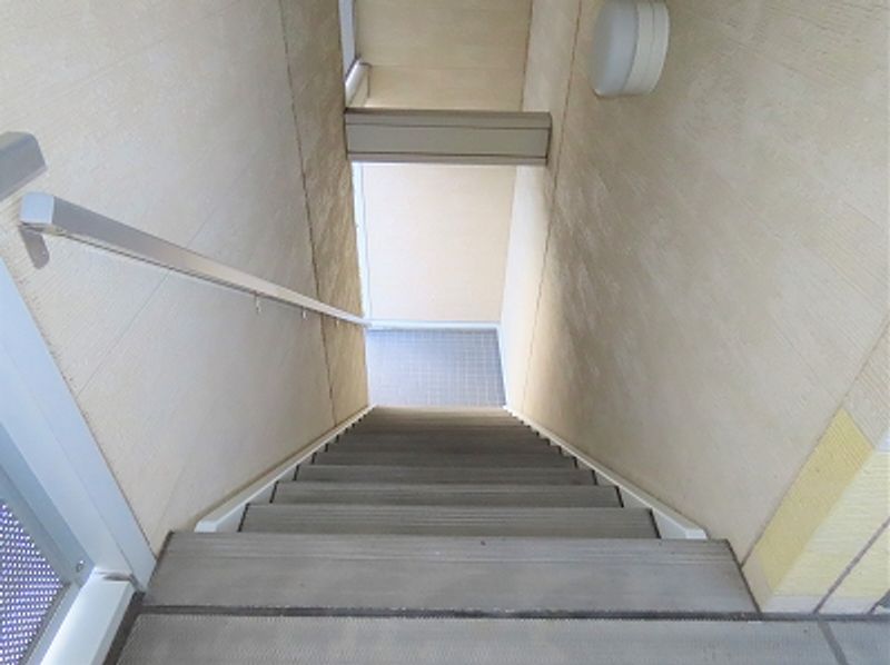 レオパレスアカシヤＢ 共用部分