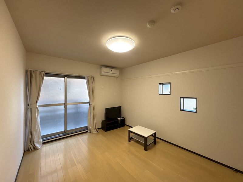 CLEINO Sunrise III 거실