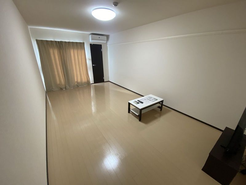 レオネクストカサデエスペランサ 居間