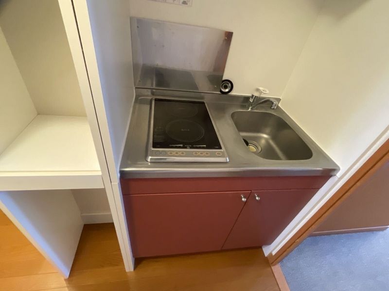 レオパレスＣＡＭＥＬＬＩＡⅡ キッチン