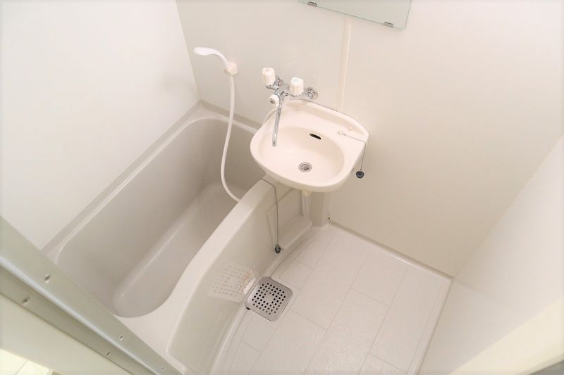 レオパレスパストラル 風呂