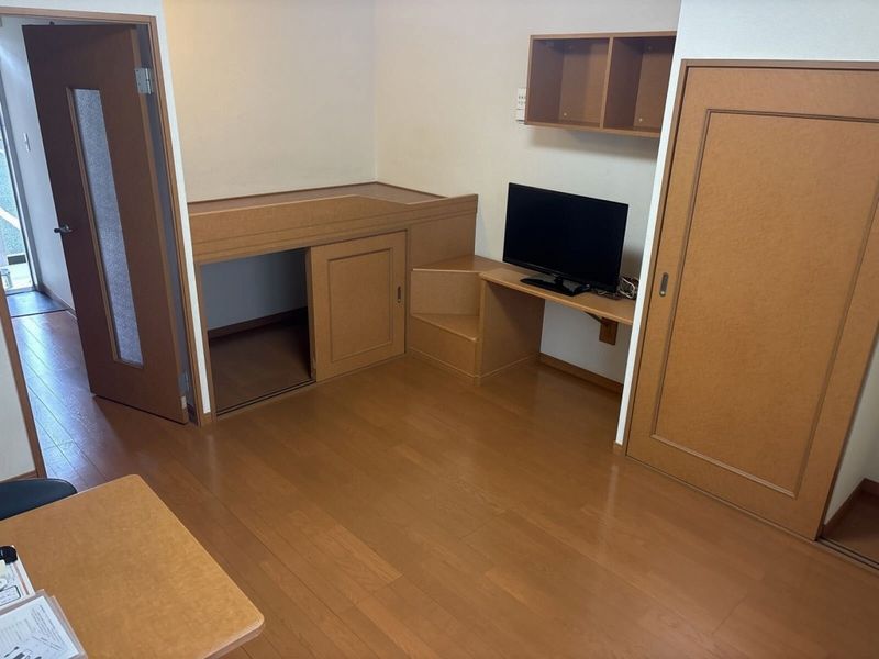 レオパレス宮代庭苑　Ⅱ 居間