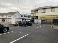 レオパレスウエアハウス 駐車場
