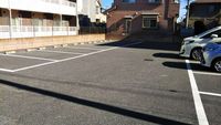 レオネクストモーント　シャイン 駐車場