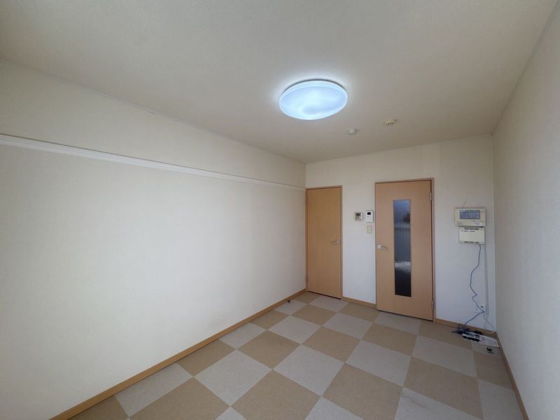 レオパレス新鎌ケ谷ＫＩＹＯＴＡ 居間