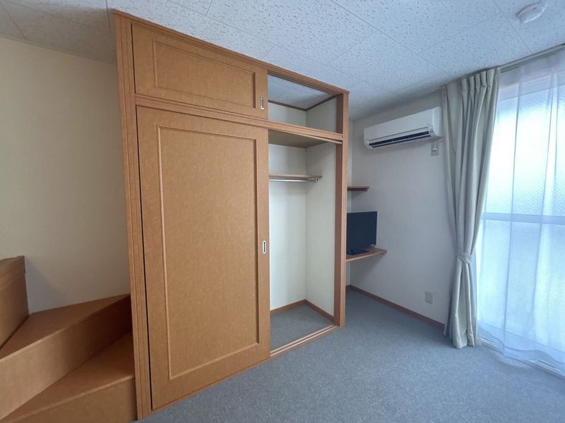 レオパレスカサ　エスペランサ 収納