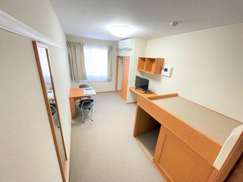 レオパレスすみれⅡ 居間