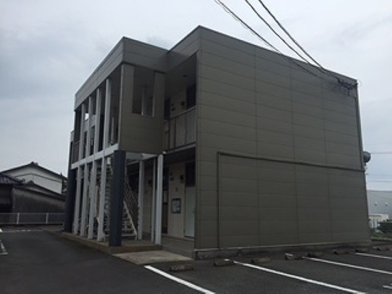 レオパレスヴェルコート 外観