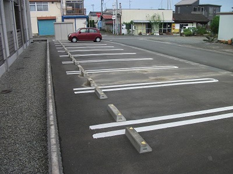 クレイノ大曲イレブン 駐車場