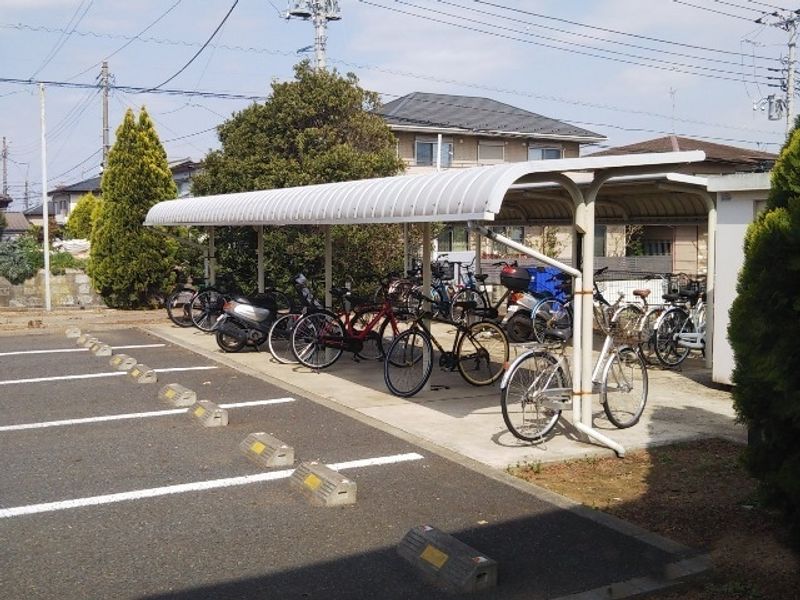 レオパレス三咲 共用部分