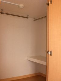 レオパレスソレーユⅢ 収納
