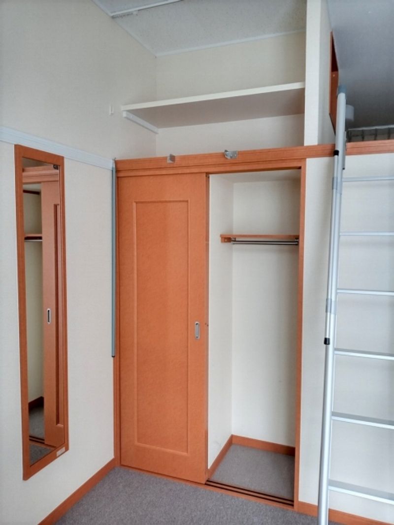 レオパレスＭＩＥ 収納