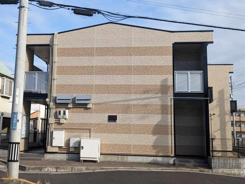 レオパレスレイクサイド平塚 外観