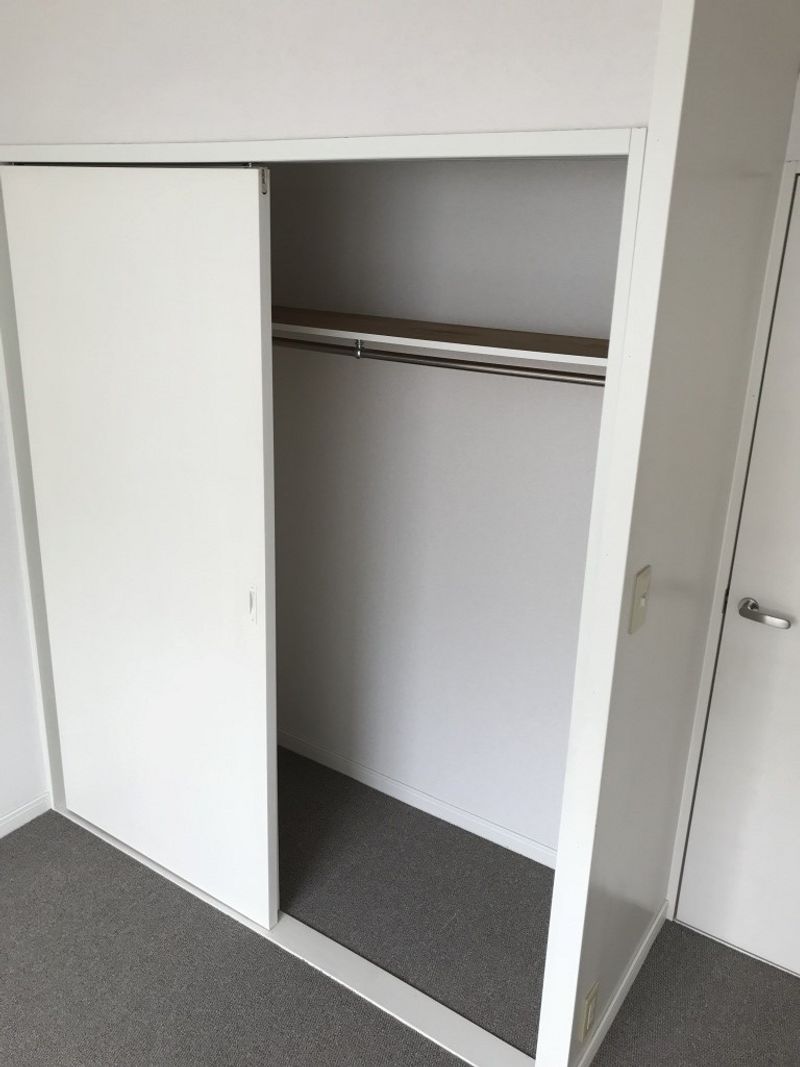 レオパレスロワール三条Ｂ 収納