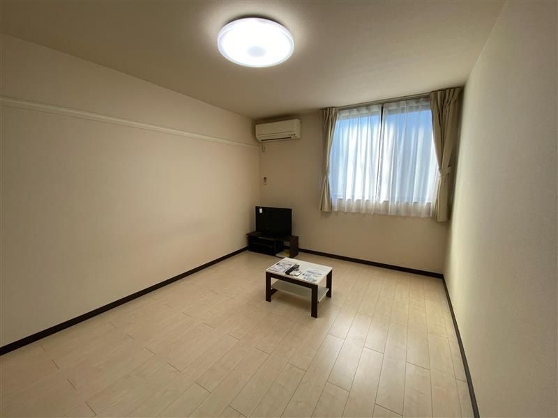 LEONEXT Nishidai 거실