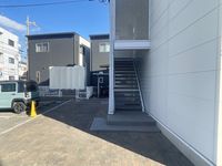 レオパレスフローラル エントランス