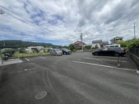レオパレスクレシア 駐車場