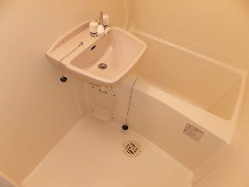 レオパレスセレッソ 風呂