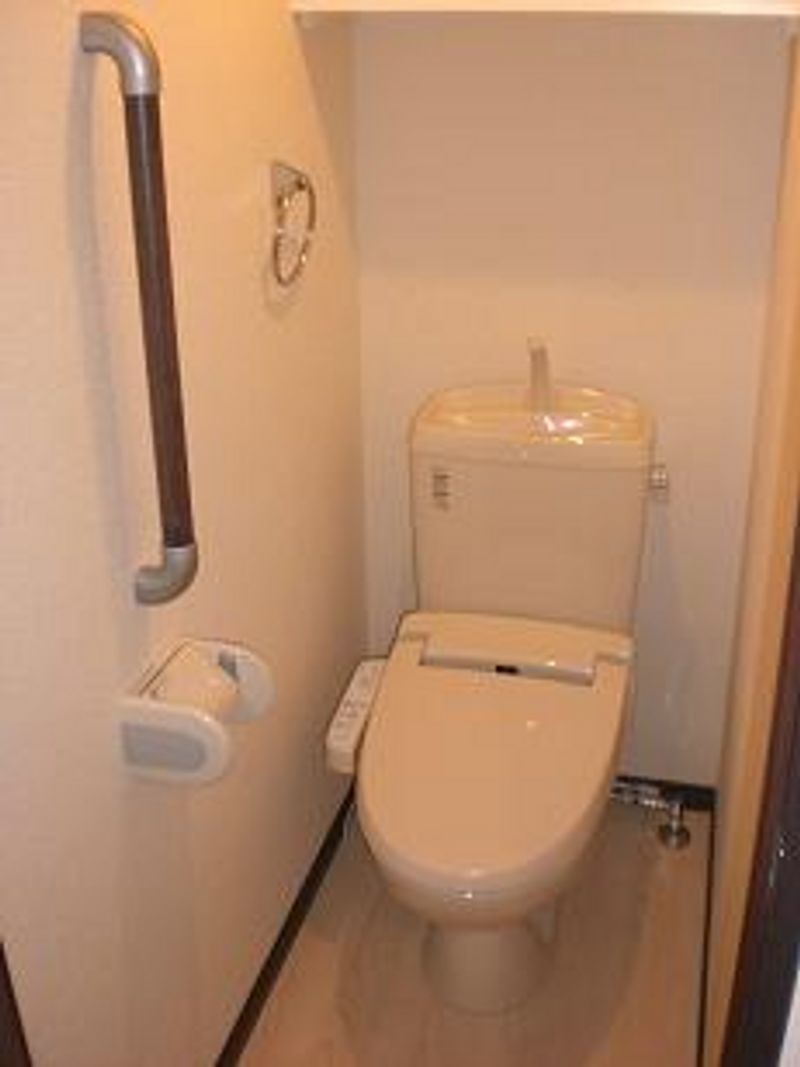 レオネクストメゾン庄内通 トイレ