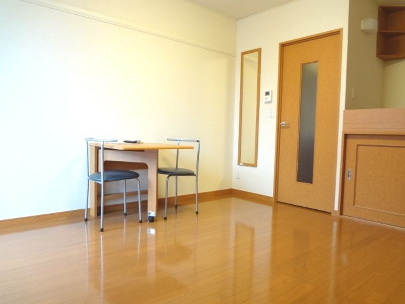 レオパレスシリウス 居間