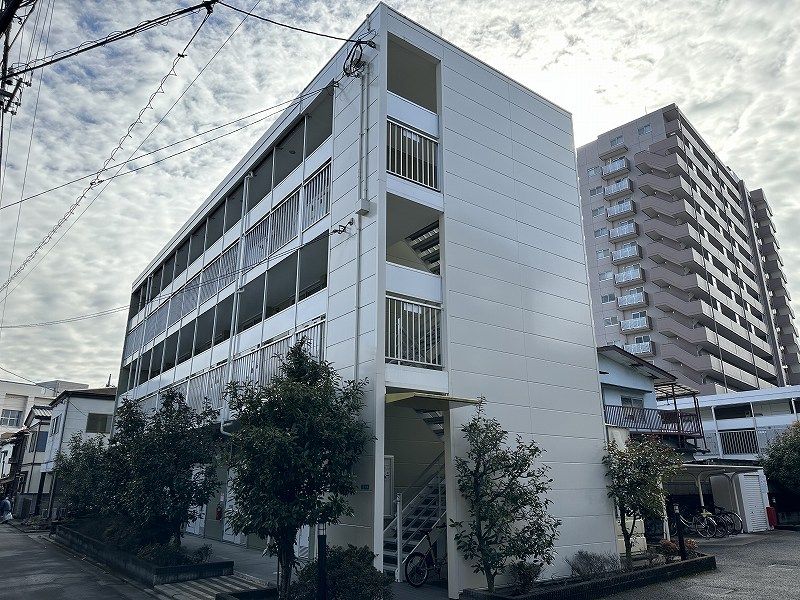 レオパレス御本丸壱番館 外観