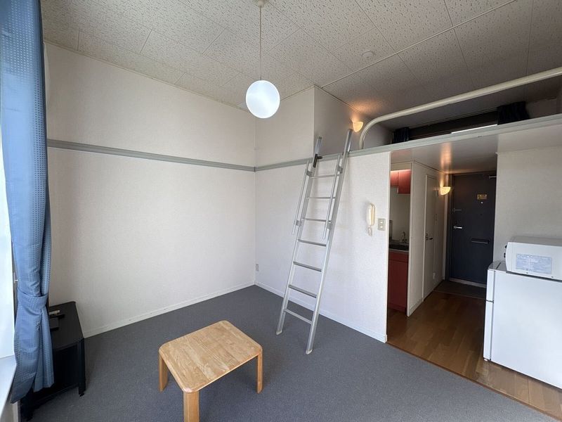 leopalace KOMATSU Living room