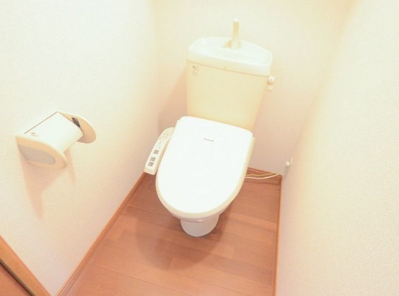 レオパレス春日 トイレ