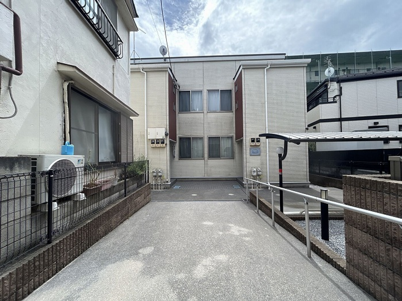 レオネクストリヴェールⅢ エントランス