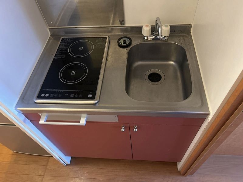 レオパレススワホーム キッチン