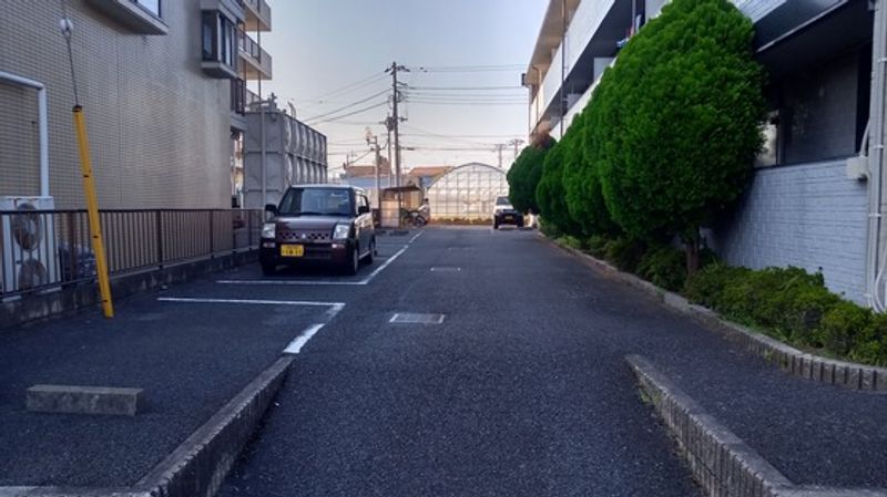 レオパレスカサ・デ・フローレス 駐車場
