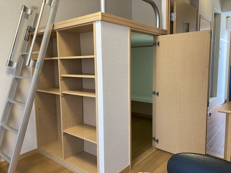 レオパレス片倉台 収納