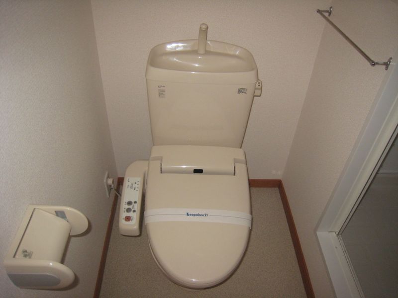 レオパレスメイプル トイレ
