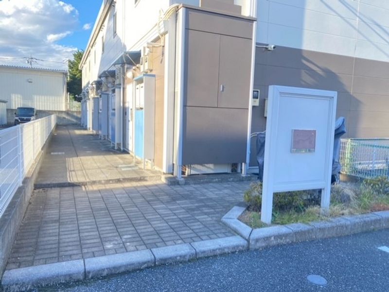 レオパレスＧｒａｎｄｅｕｒ エントランス