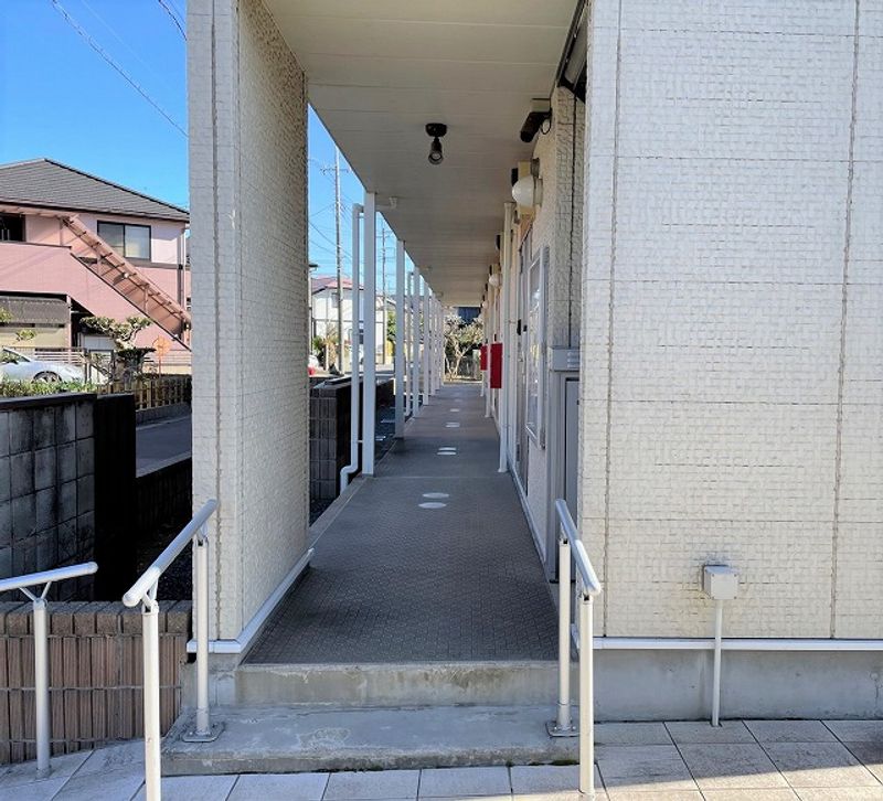 レオネクストコリーナ エントランス