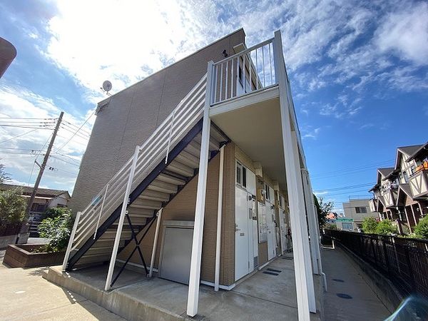 レオパレスメゾン　ド　ブーケⅡ 外観