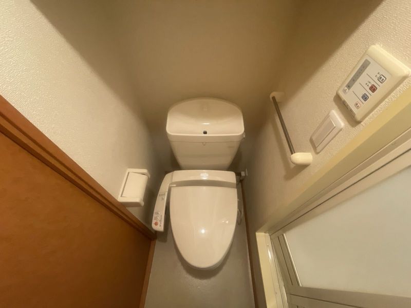 leopalace Kita Shin Bakuroumachi Nhà vệ sinh