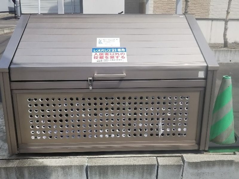 レオパレストリノ 共用部分