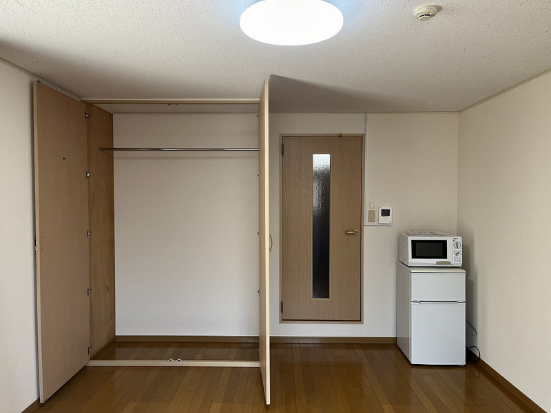 レオパレス水落 収納