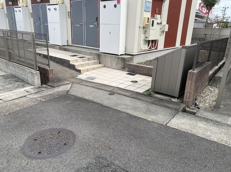 LEONEXT Yutagaoka Lối vào