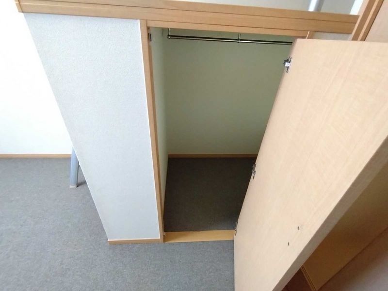 レオパレスフォンテーヌ高松 収納