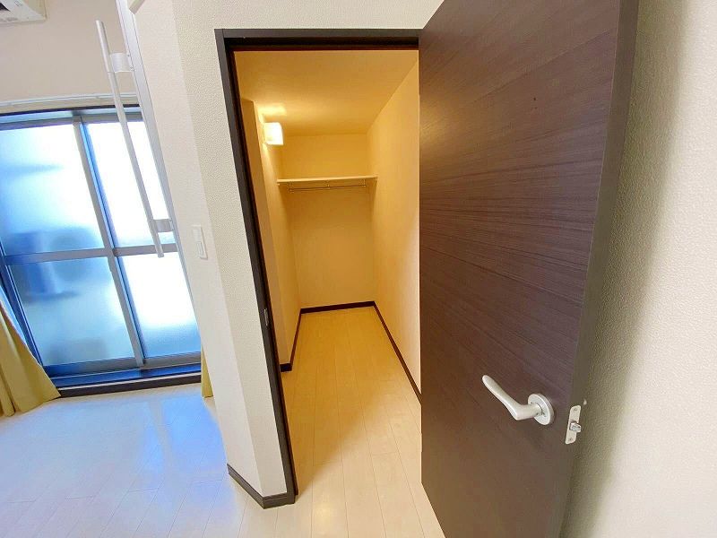 LEONEXT Olive House VII Storage