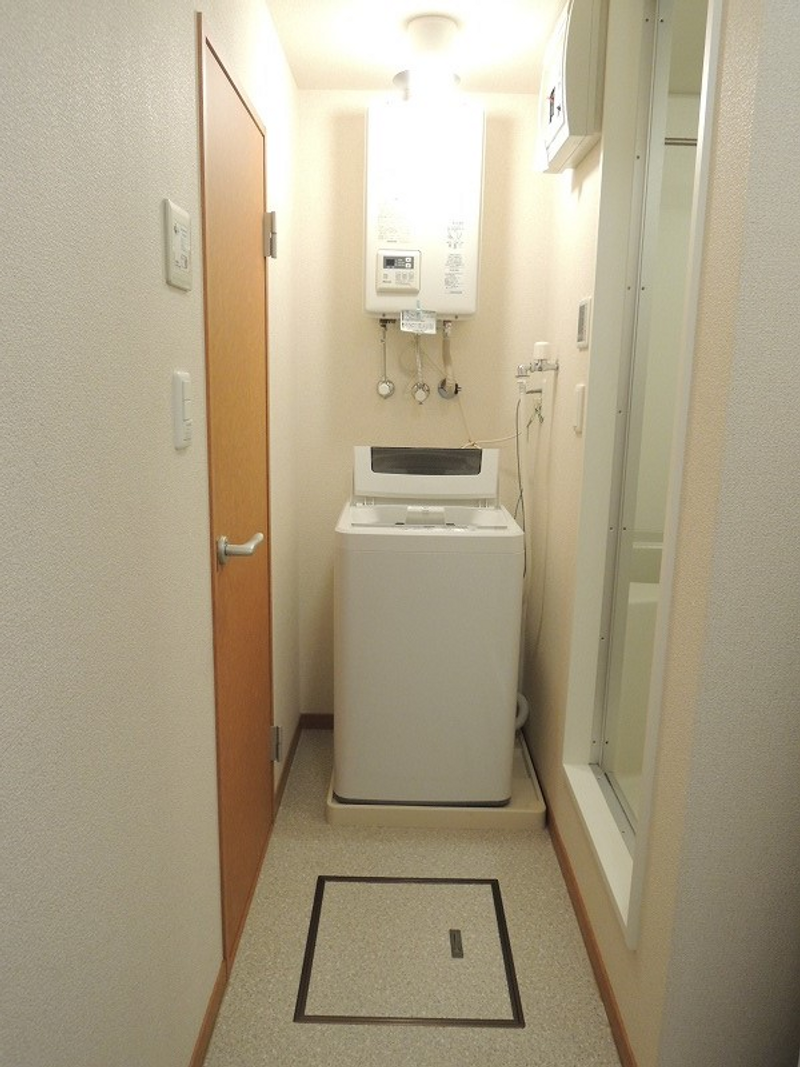 レオパレスメゾン　山　鼻 洗面所