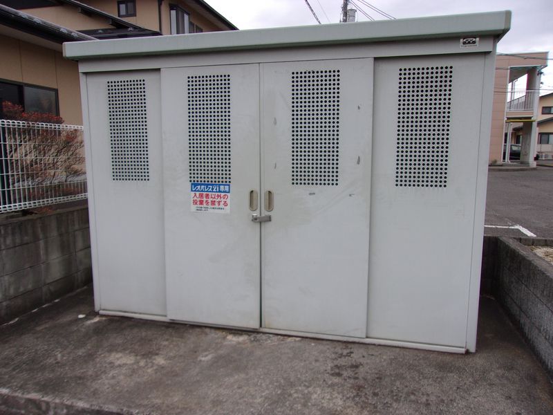 レオパレス中屋敷Ａ 共用部分