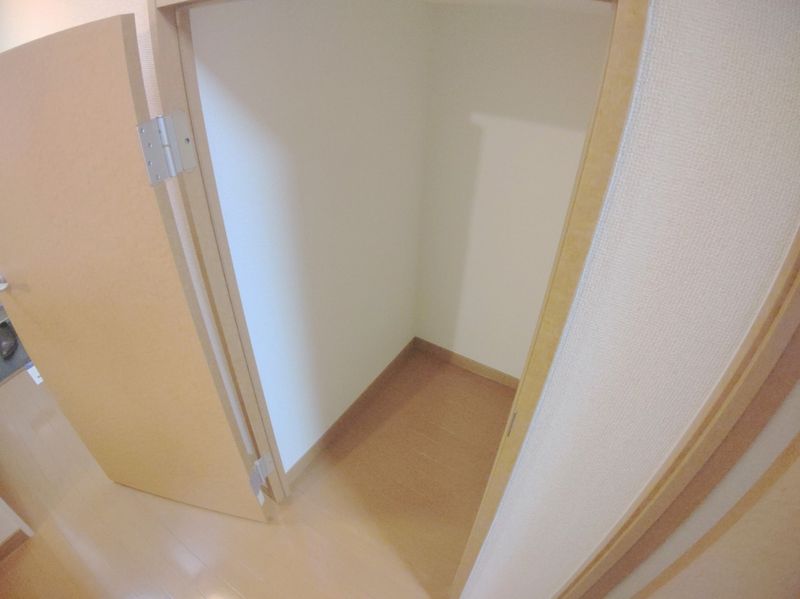 レオパレス向日葵 収納