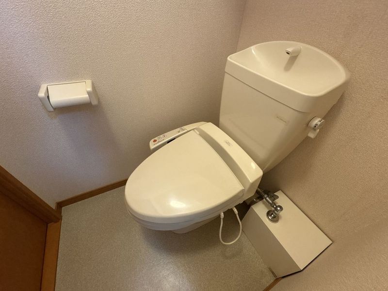 レオパレスサンフラウア トイレ