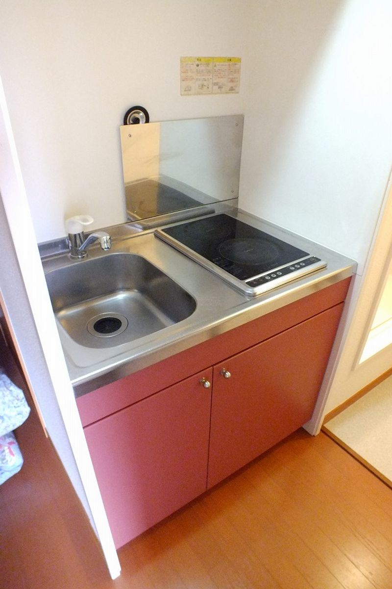 レオパレスプランドールＫＯＺＵ キッチン