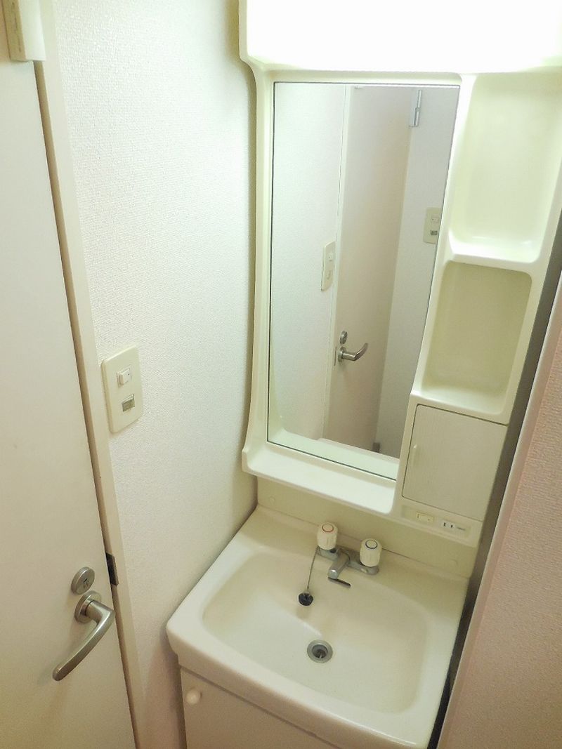 レオパレスサニーコート 洗面台
