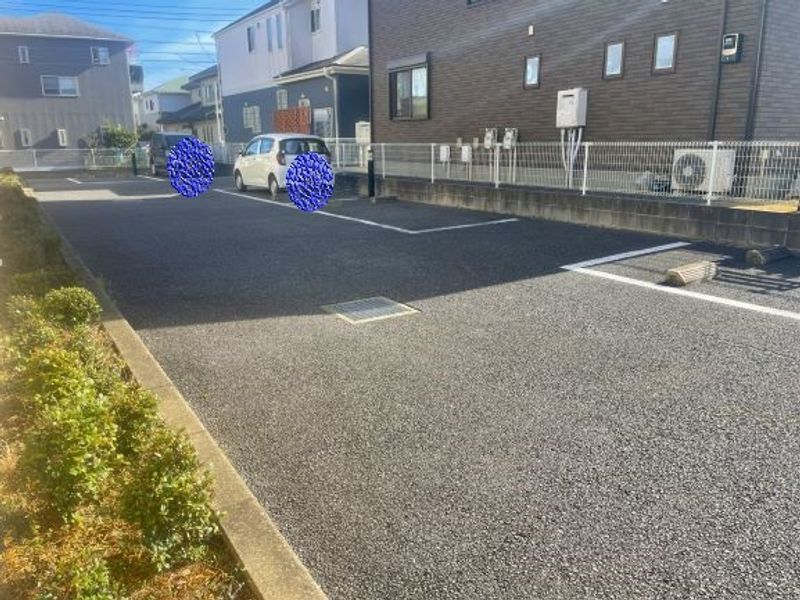レオパレス和 駐車場