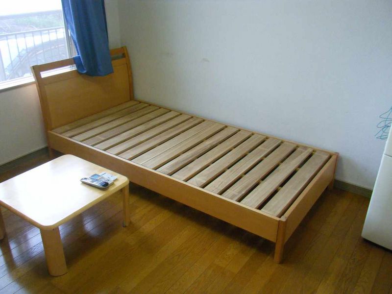 レオパレス湘南バード 居間