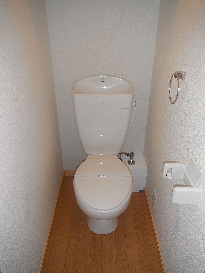 レオパレスシュテルン トイレ